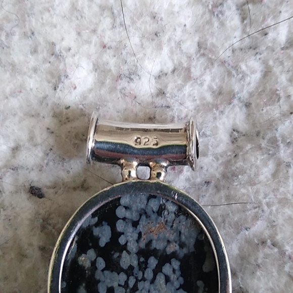 Snowflake obsidian pendant - Picture 3 of 3